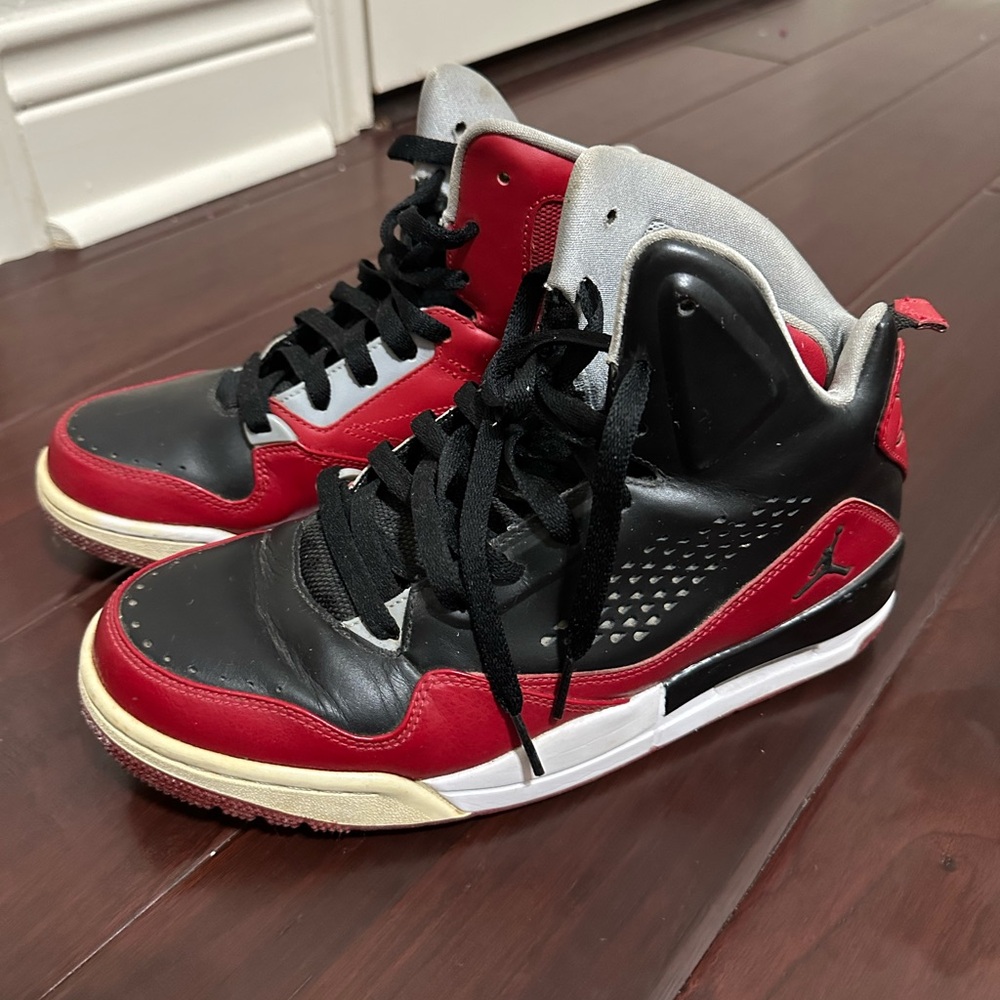 Air Jordan Black/Red Sneakers Size 8 Mens